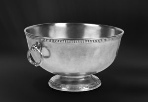 Footed pewter centerpiece with handles - Punchbowl pewter handmade in Italy - Italian pewter centerpiece (Art.799)