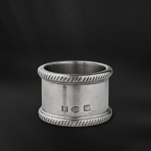 Pewter napkin ring - Napkin ring handmade in Italy - Italian pewter napkin ring (Art.869)