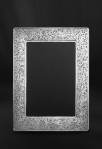 Rectangle pewter photo frame - Rectangular photo frame handmade in Italy - Italian pewter picture frame (Art.750)