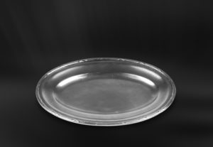 Small oval pewter tray - Tray handmade in Italy - Italian pewter tray (Art.794)