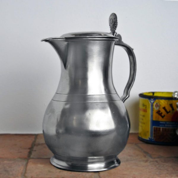 Lidded pewter pitcher - Pewter jug - Italian pewter drinkware (405)