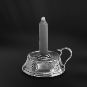 Pewter candle holder with handle - Candle holder handmade in Italy - Italian pewter candle holder (Art.353)