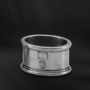 Oval pewter napkin ring - Napkin ring handmade in Italy - Italian pewter napkin ring (Art.552)