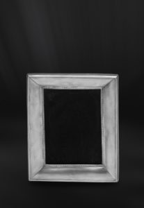 Rectangular pewter photo frame - Rectangular photo frame handmade in Italy - Italian pewter picture frame (Art.553)
