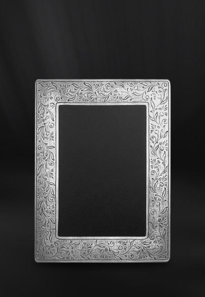 Rectangle pewter photo frame - Rectangular photo frame handmade in Italy - Italian pewter picture frame (Art.748)