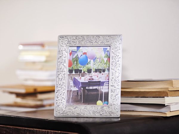 Rectangle pewter picture frame (749)