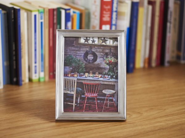 Rectangle pewter picture frame (861)